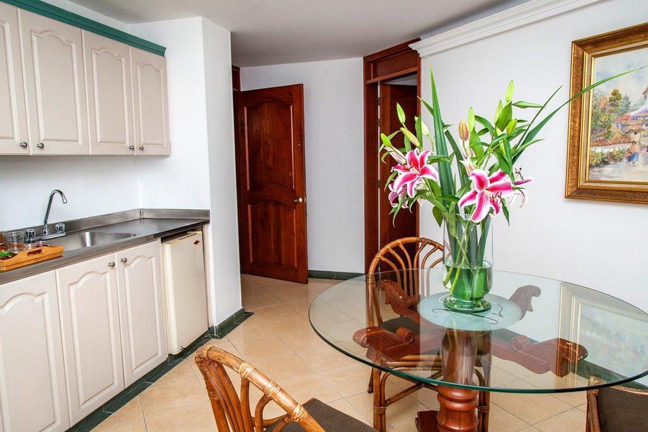 Hotel Casa Laureles Medellín Esterno foto