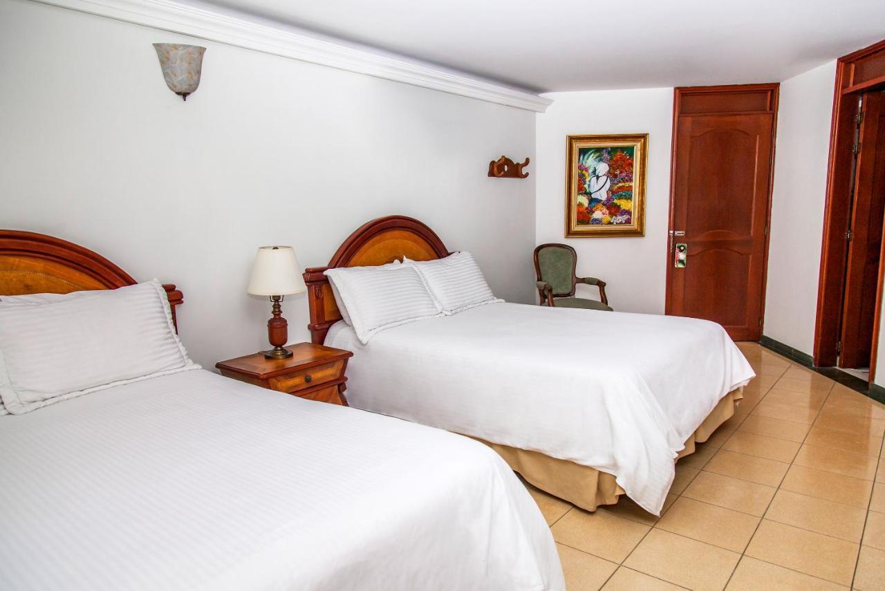 Hotel Casa Laureles Medellín Esterno foto