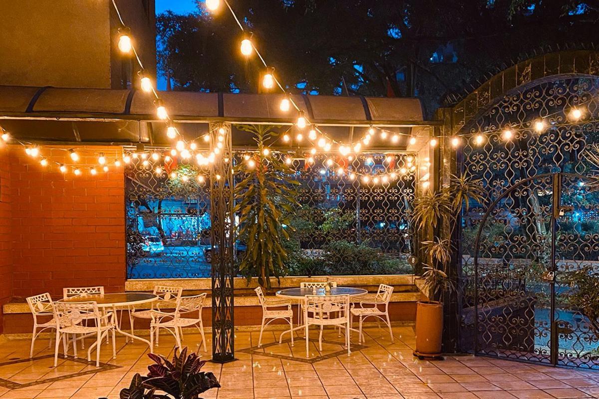 Hotel Casa Laureles Medellín Esterno foto