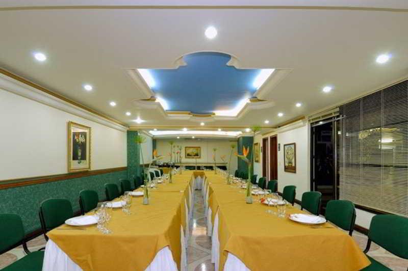 Hotel Casa Laureles Medellín Esterno foto