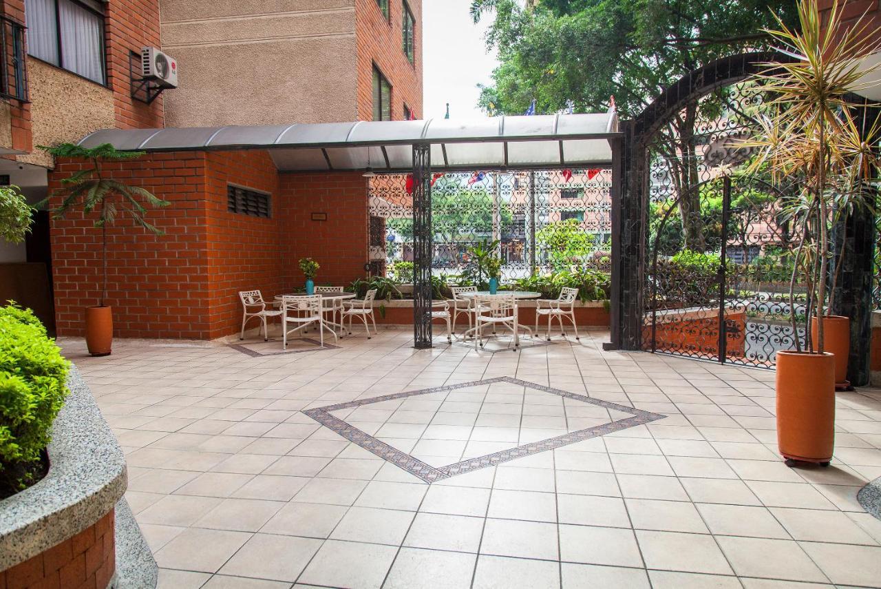 Hotel Casa Laureles Medellín Esterno foto